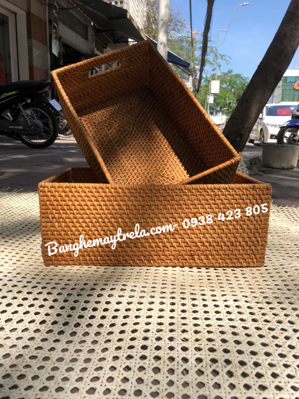 Khay mây xiên để đồ